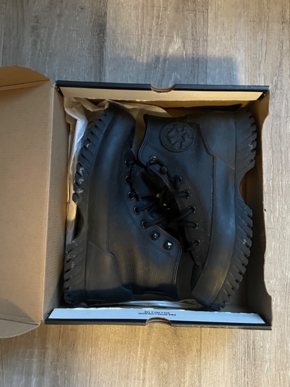 Converse Boots - Picture 3 of 5